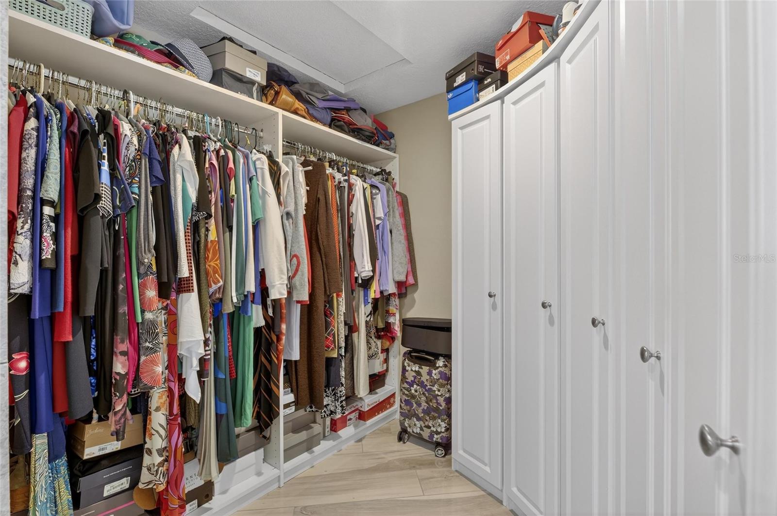 BELLEAIR BEACH YACHT CLUB ESTATES - Residential