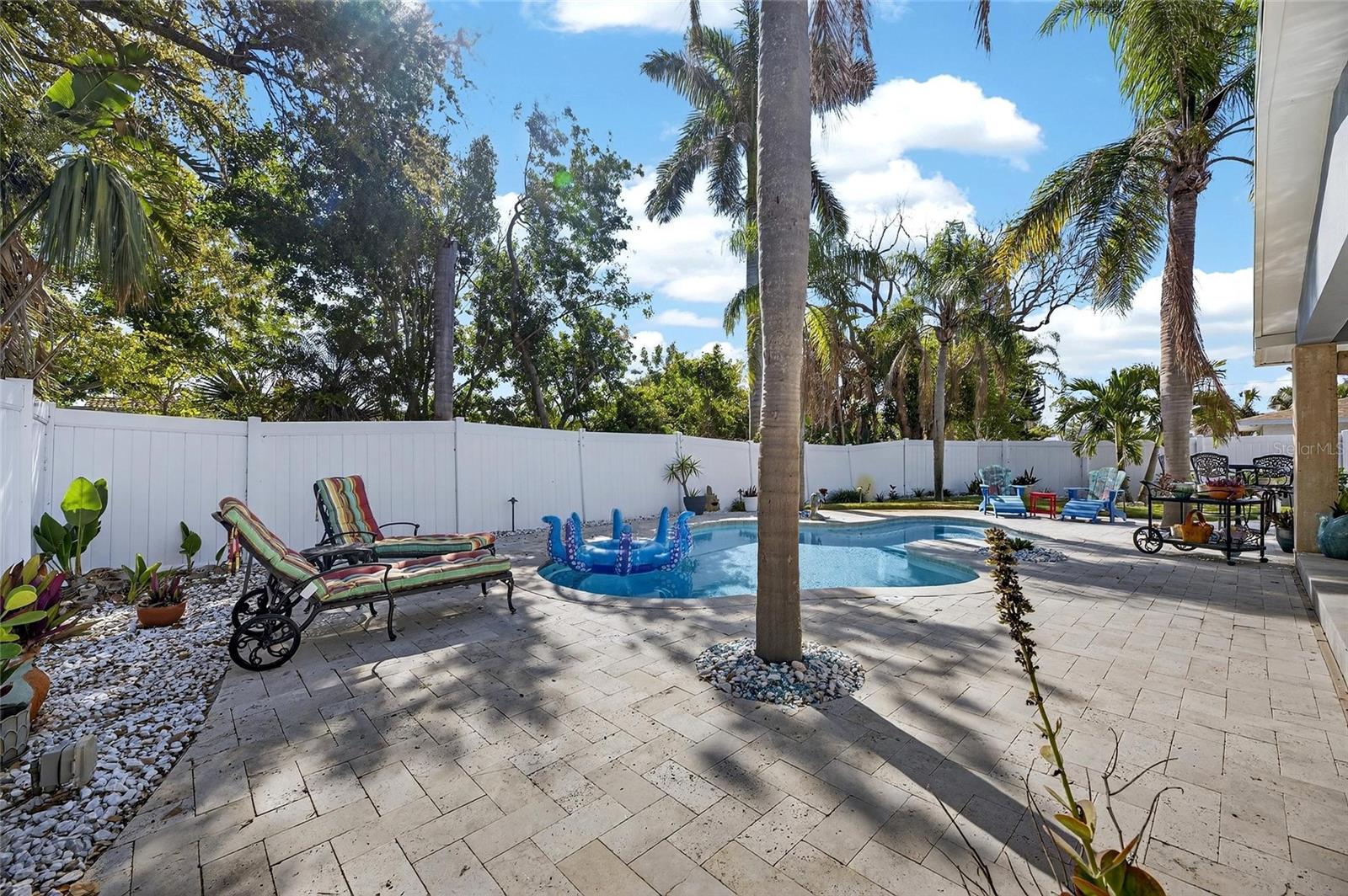 BELLEAIR BEACH YACHT CLUB ESTATES - Residential