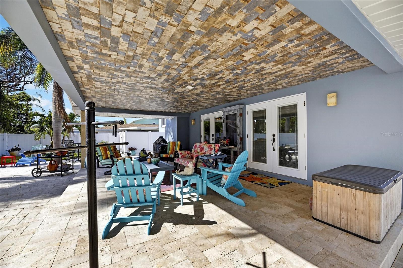 BELLEAIR BEACH YACHT CLUB ESTATES - Residential