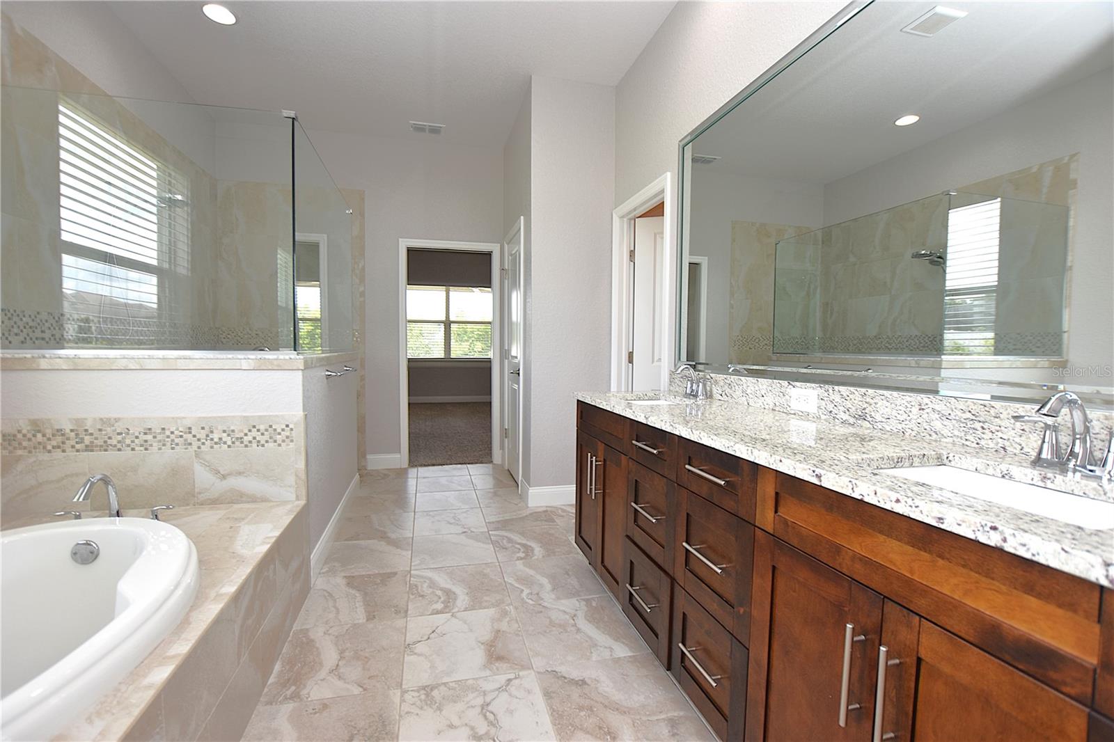 LAKESIDE HERITAGE PH 2 - Residential Lease