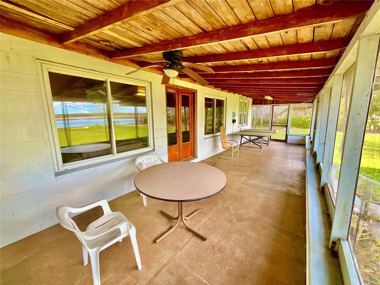 SUNNYSIDE BEACH - Residential