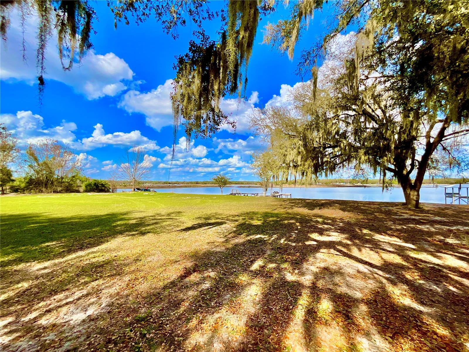 SUNNYSIDE BEACH - Residential