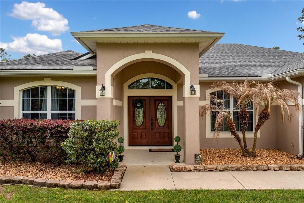 Photo of 31518 Nutmeg Avenue, Eustis, FL 32736 (MLS # O6395922)