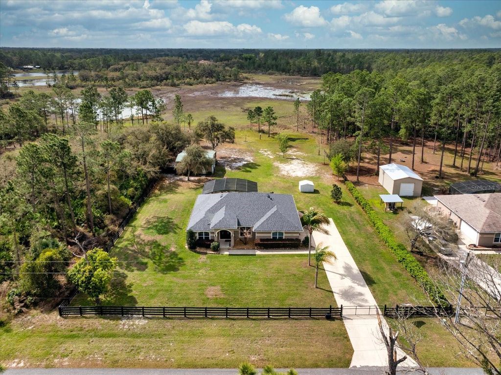 Photo of 31518 Nutmeg Avenue, Eustis, FL 32736 (MLS # O6395922)