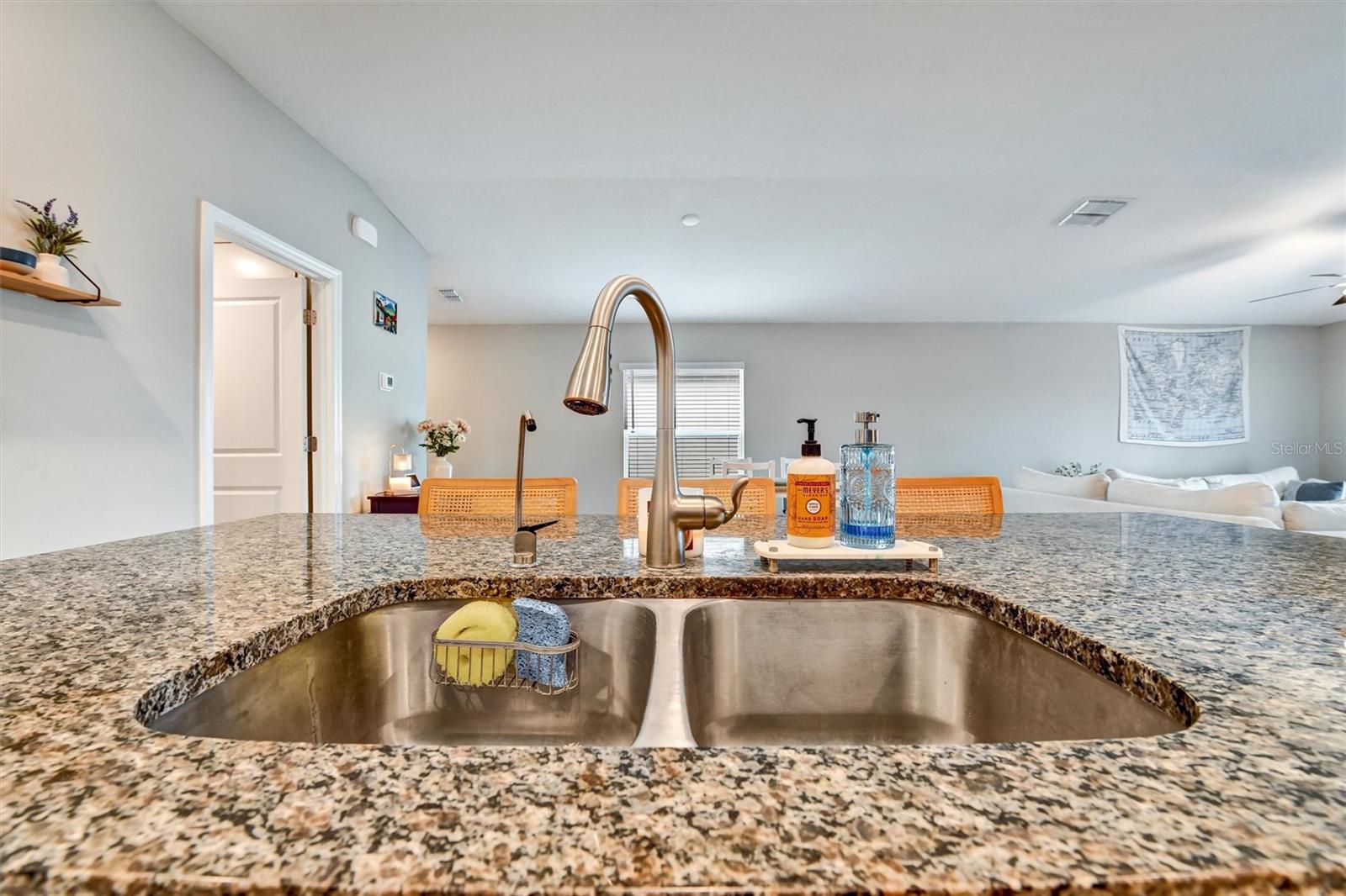 BELMONT SOUTH PH 2D & PASEO AL - Residential