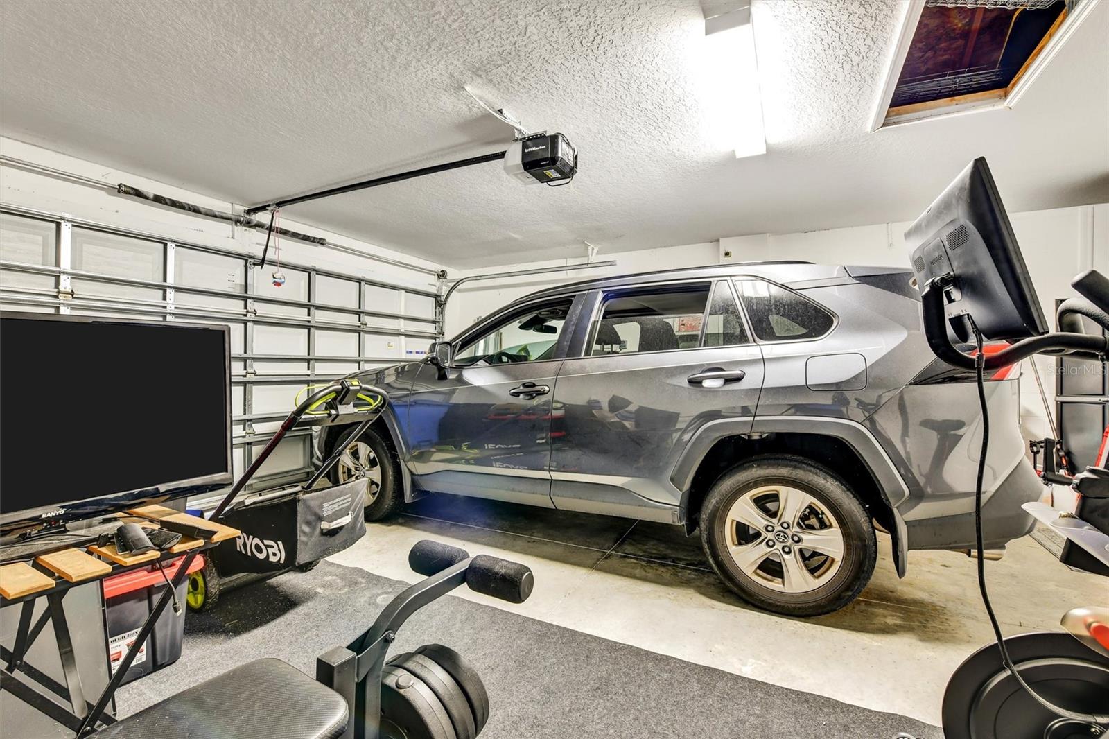 BELMONT SOUTH PH 2D & PASEO AL - Residential