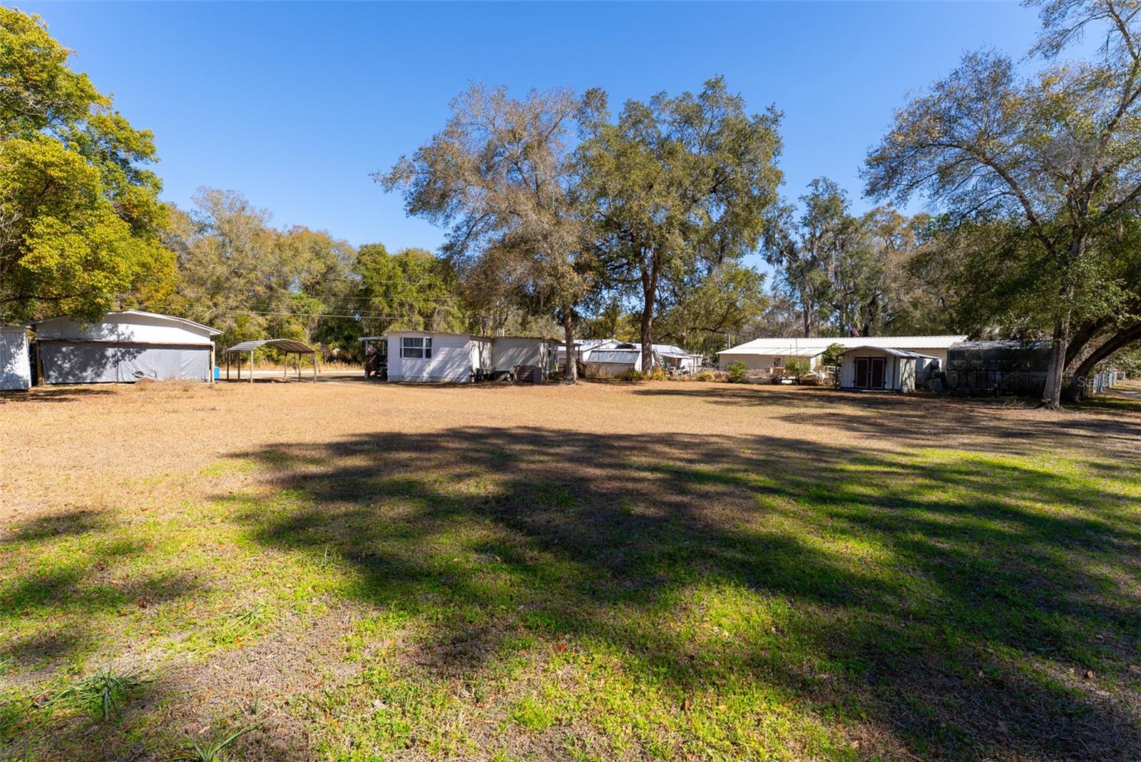 KERSHORES - Residential