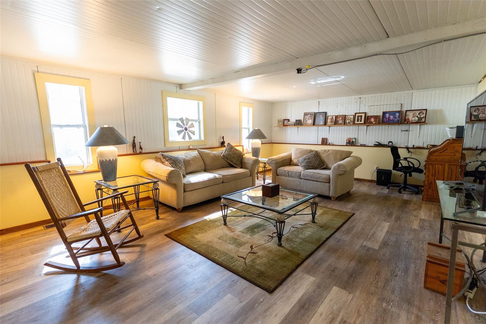 KERSHORES - Residential