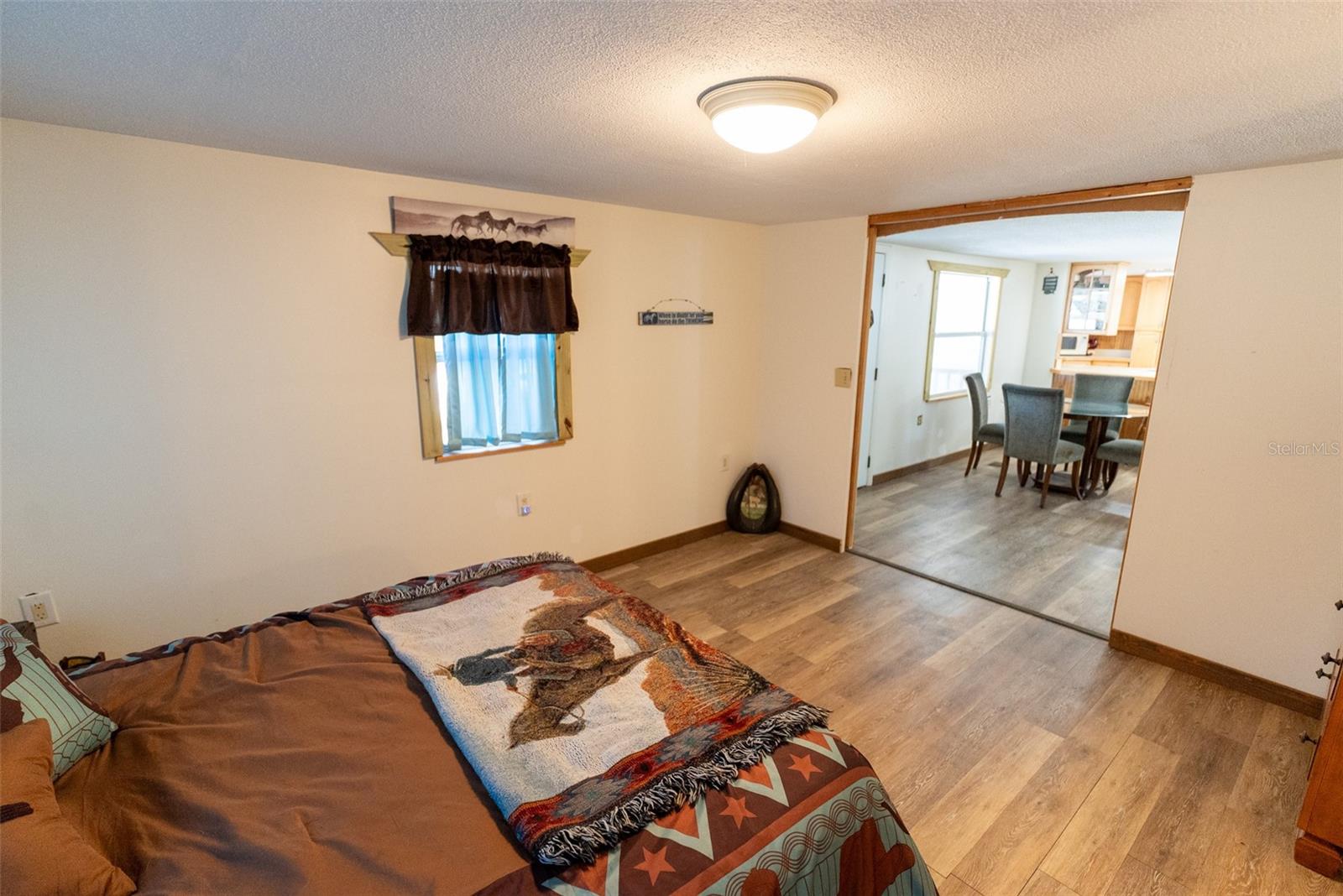 KERSHORES - Residential