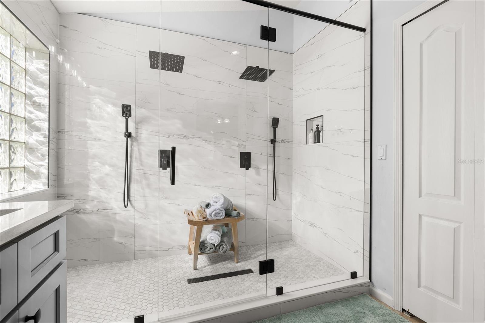 WESTON HILLS SUB - Residential