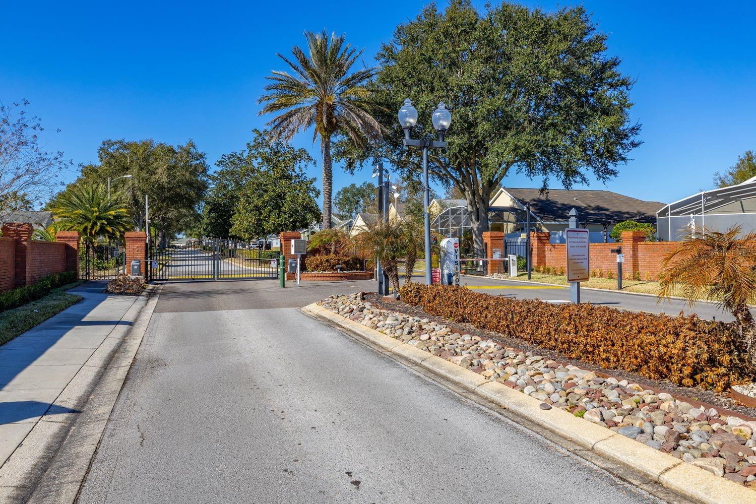 WESTON HILLS SUB - Residential