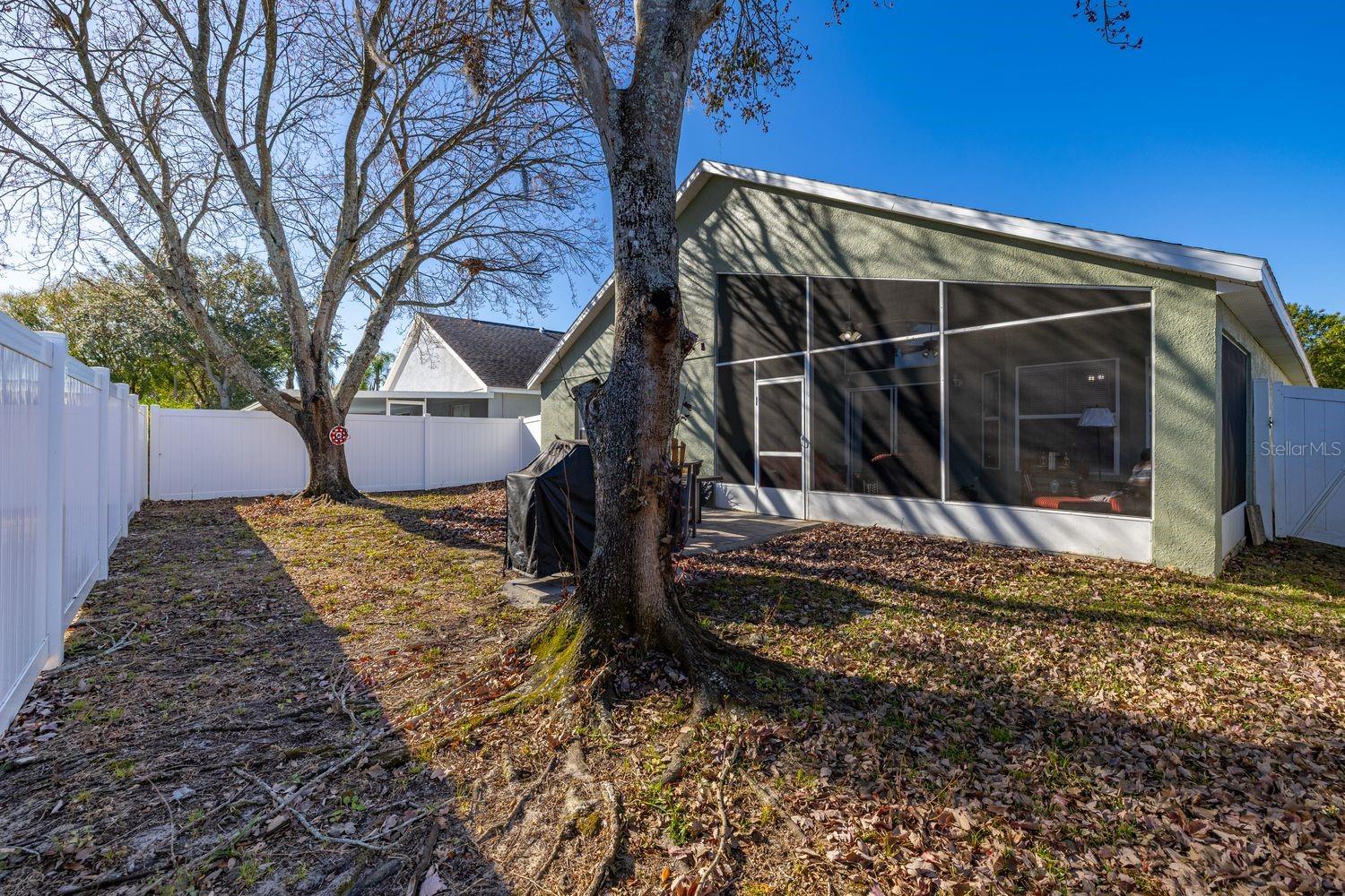 WESTON HILLS SUB - Residential