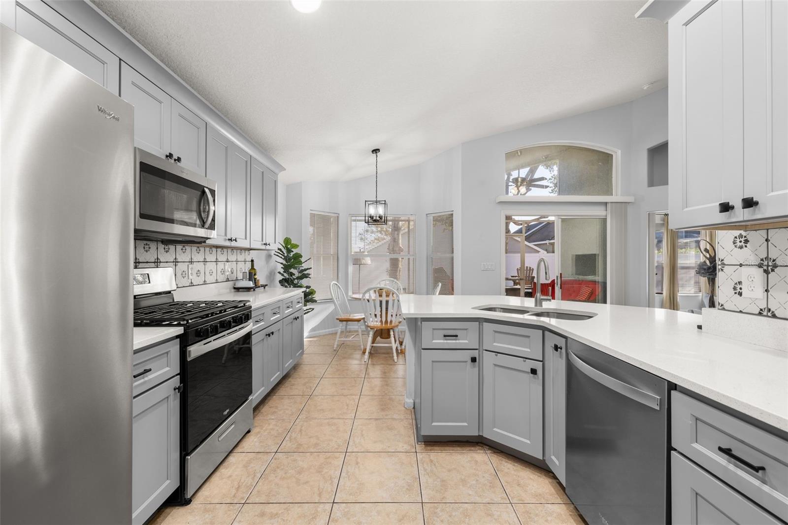 WESTON HILLS SUB - Residential