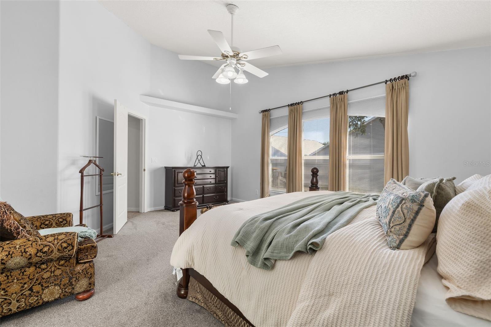 WESTON HILLS SUB - Residential