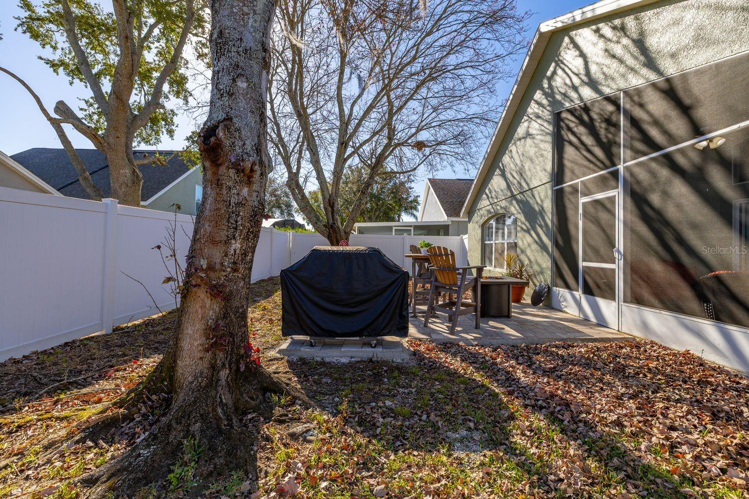 WESTON HILLS SUB - Residential