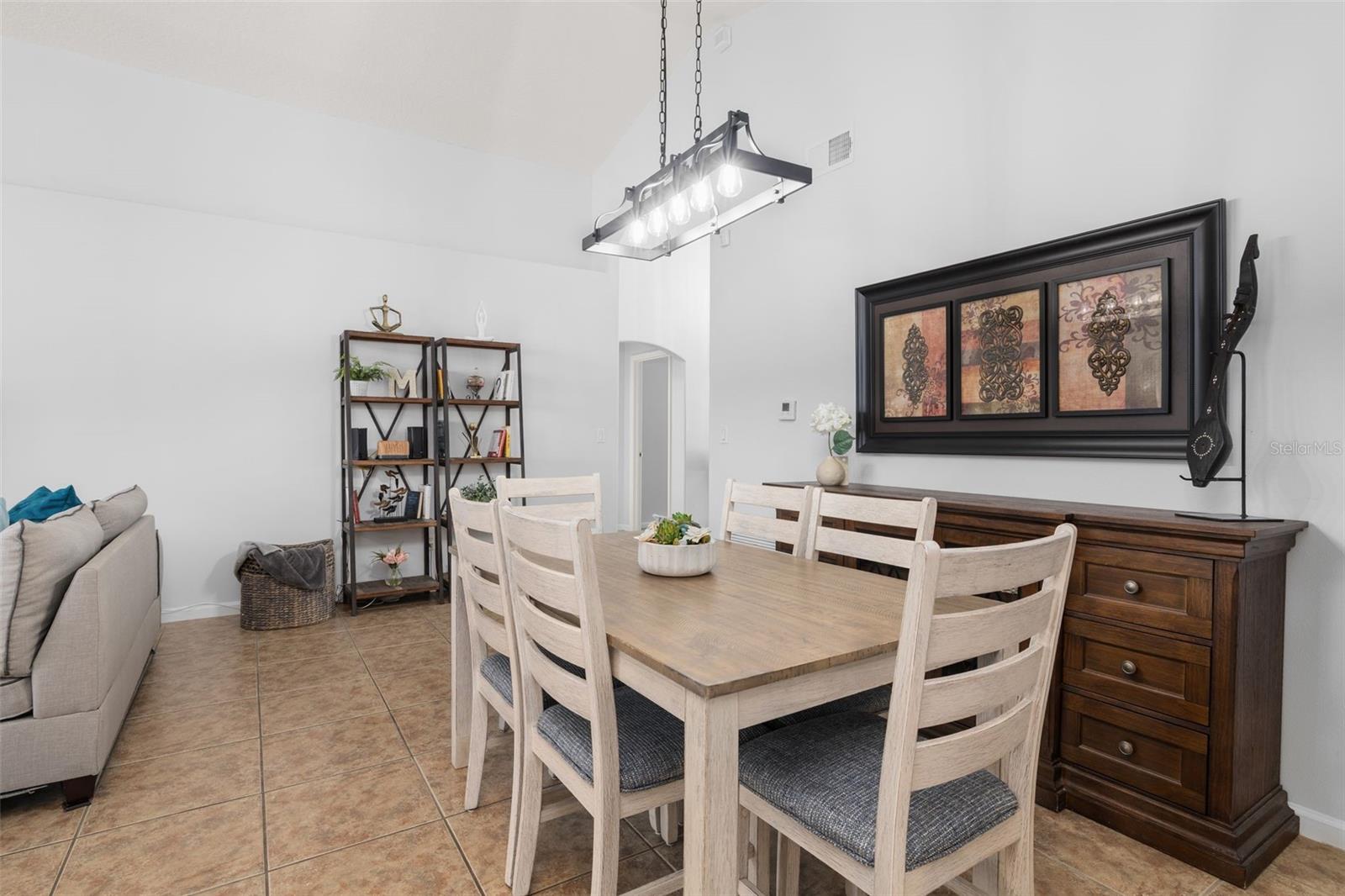 WESTON HILLS SUB - Residential