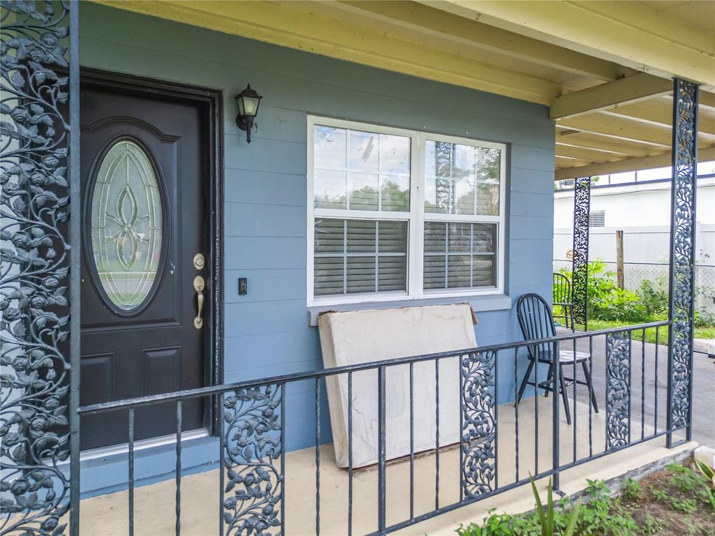 Photo of 6017 Candlewood Lane, Orlando, FL 32809 (MLS # O6425022)