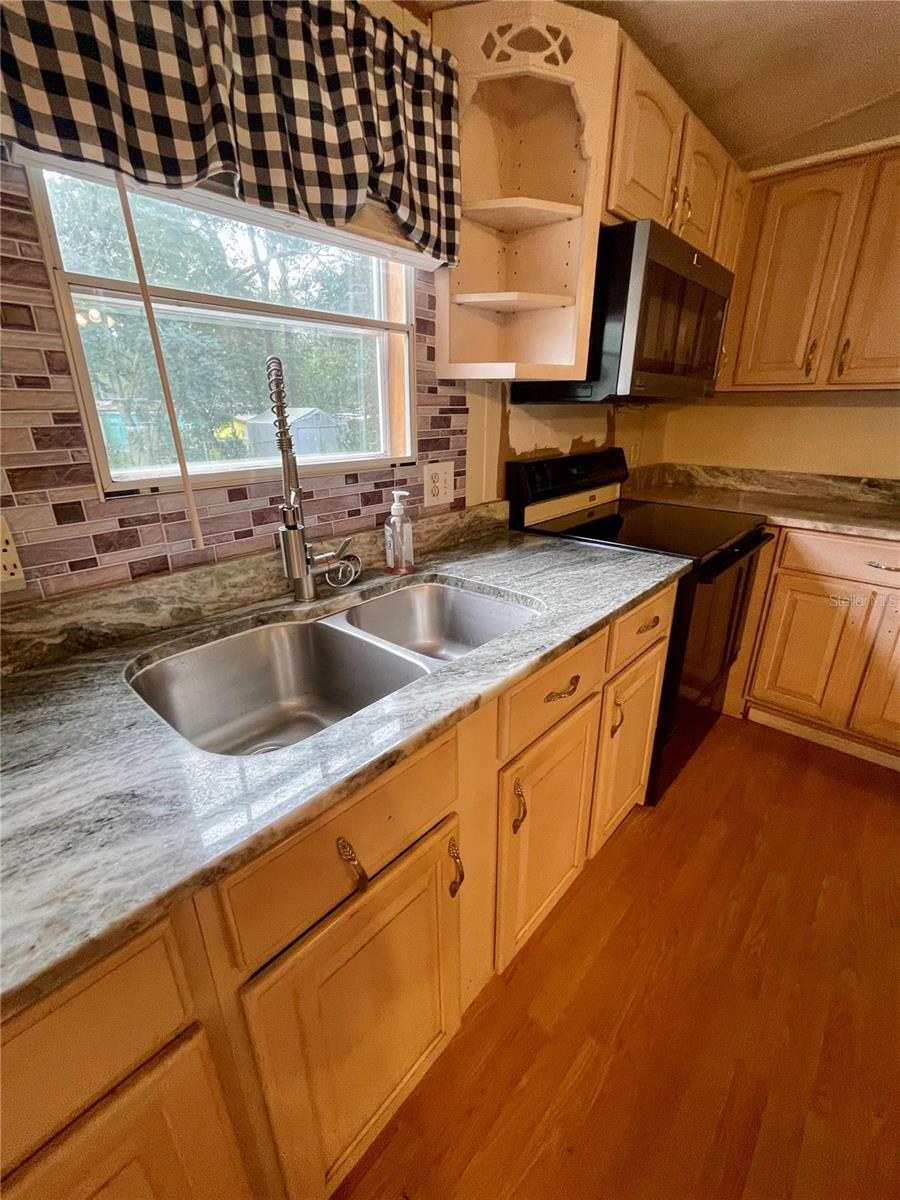 PAISLEY HIGHLANDS - Residential