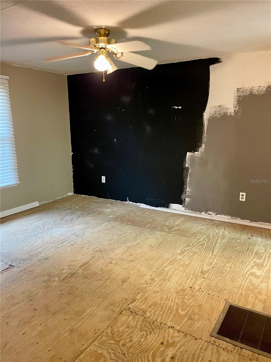 PAISLEY HIGHLANDS - Residential