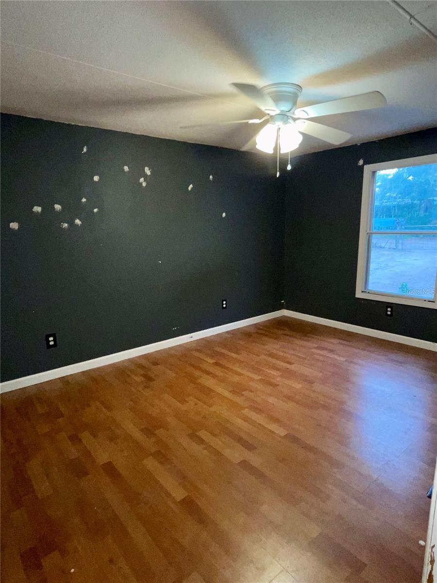 PAISLEY HIGHLANDS - Residential