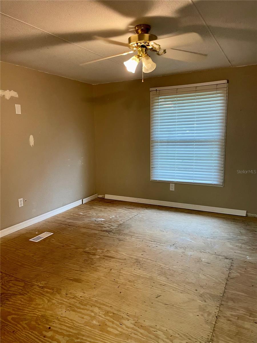 PAISLEY HIGHLANDS - Residential