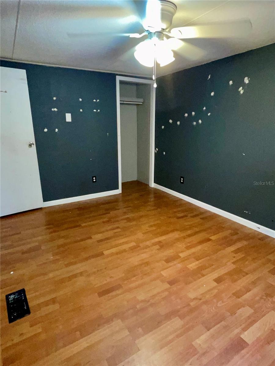 PAISLEY HIGHLANDS - Residential