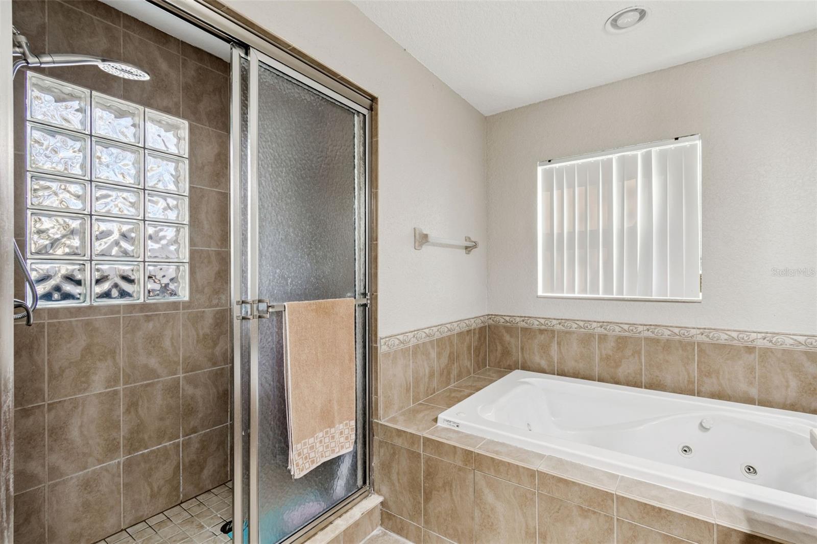 PINE FOREST - Residential