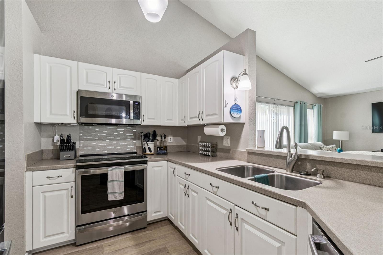 PINE FOREST - Residential