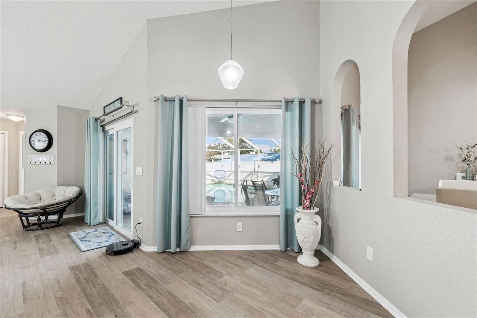 PINE FOREST - Residential