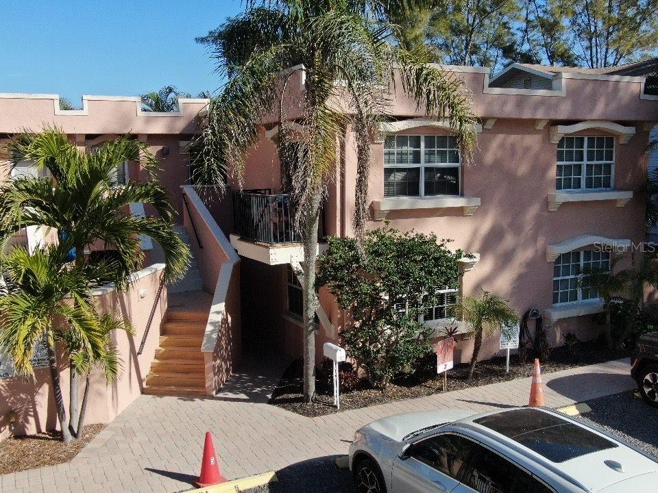 THE VILLA - Residential Income