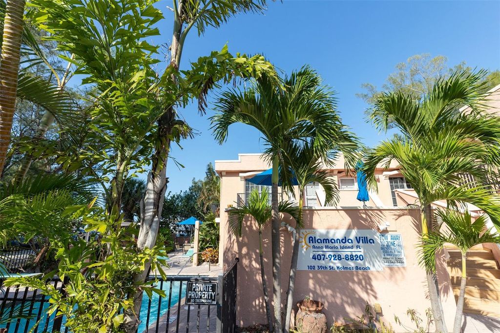 Photo of 102 39th Street #2, Holmes Beach, FL 34217 (MLS # A4597240)