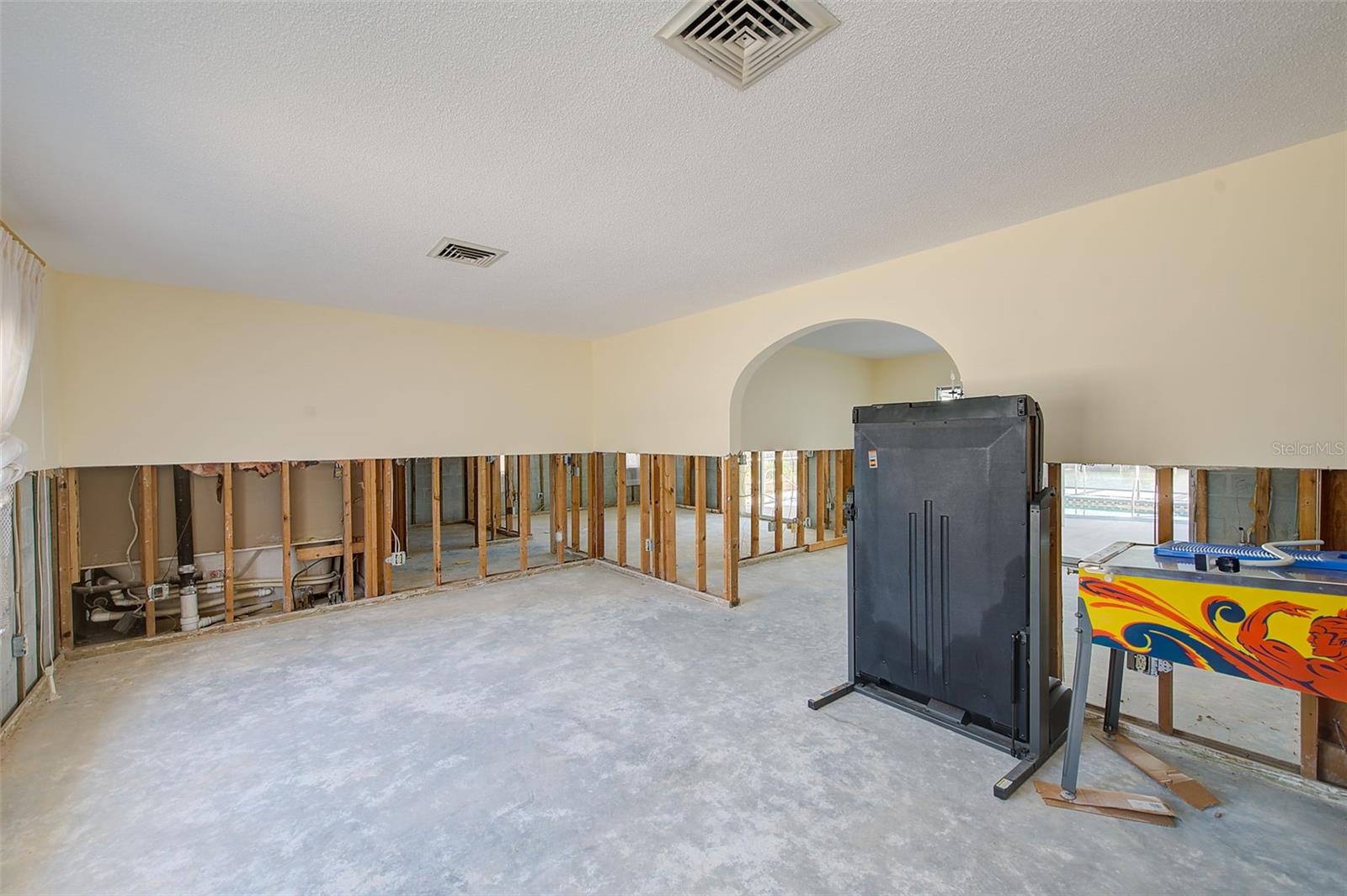 ISLAND ESTATES OF CLEARWATER - Residential