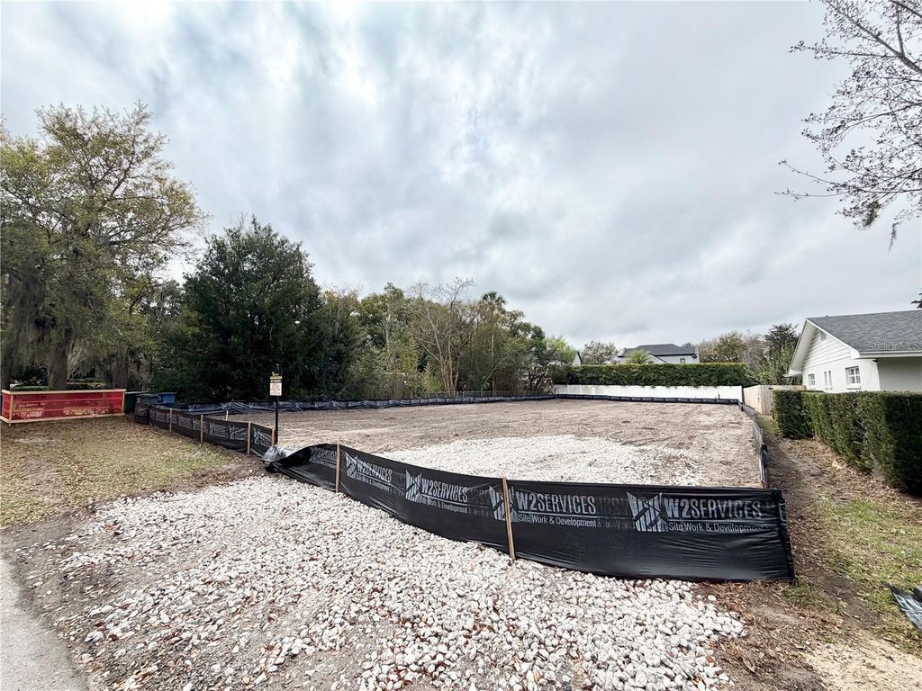 Photo of 465 N Phelps Avenue, Winter Park, FL 32789 (MLS # O6388286)