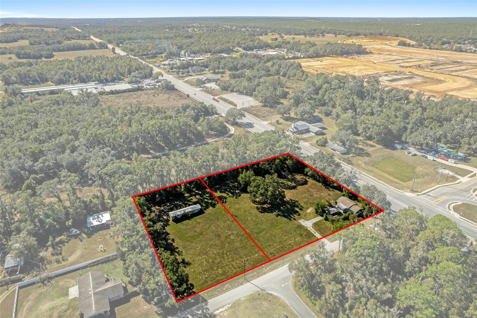 3228 & 3164 W LAUREL STREET