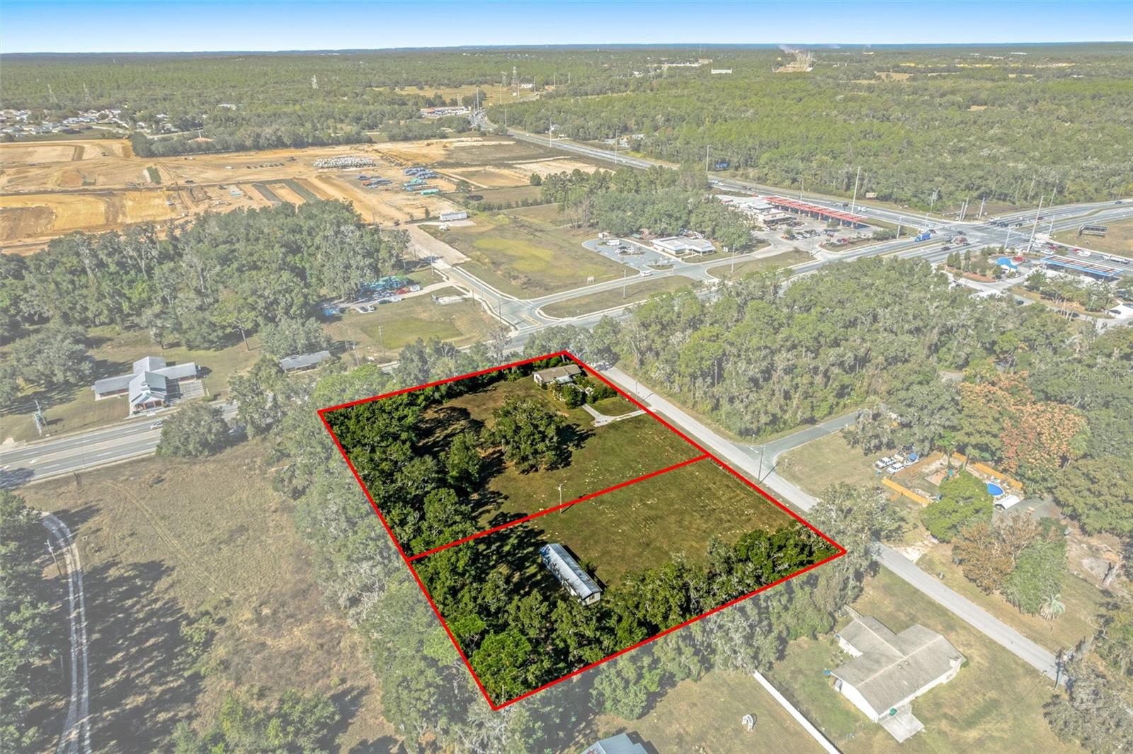 3228 & 3164 W LAUREL STREET