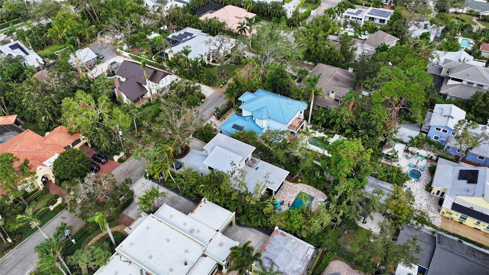 BUNGALOW HILL - Residential