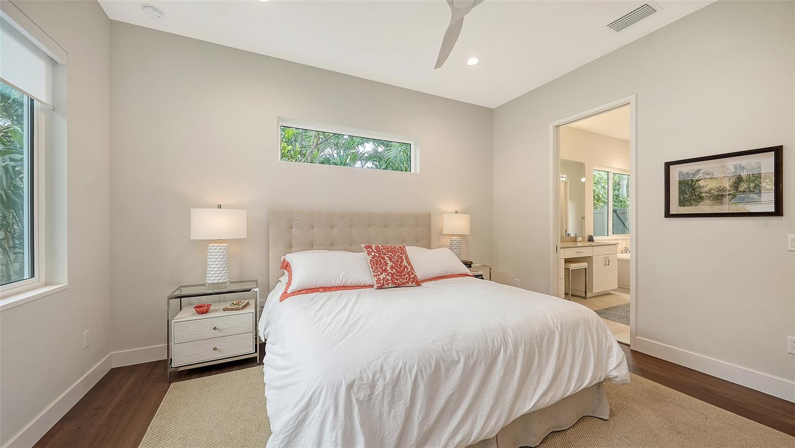 BUNGALOW HILL - Residential