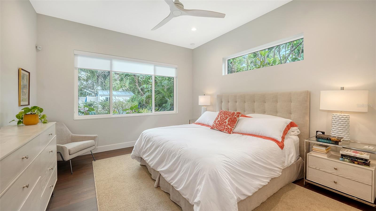 BUNGALOW HILL - Residential