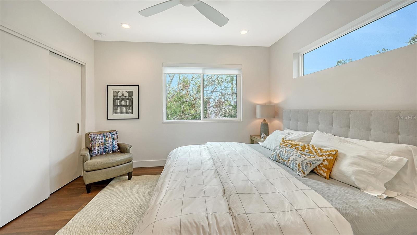 BUNGALOW HILL - Residential