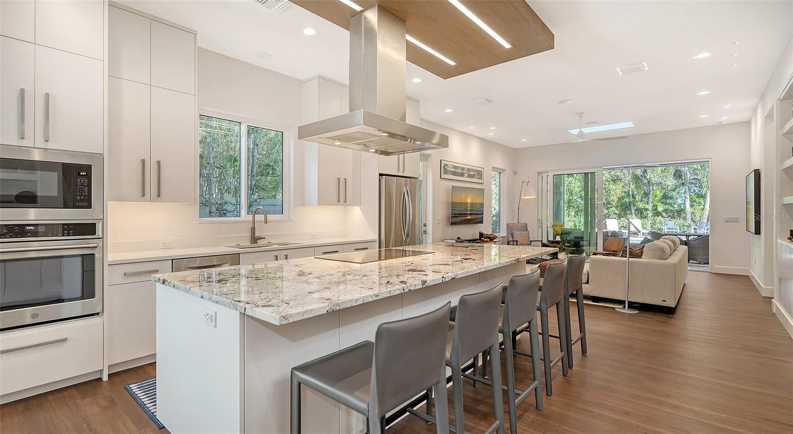 BUNGALOW HILL - Residential