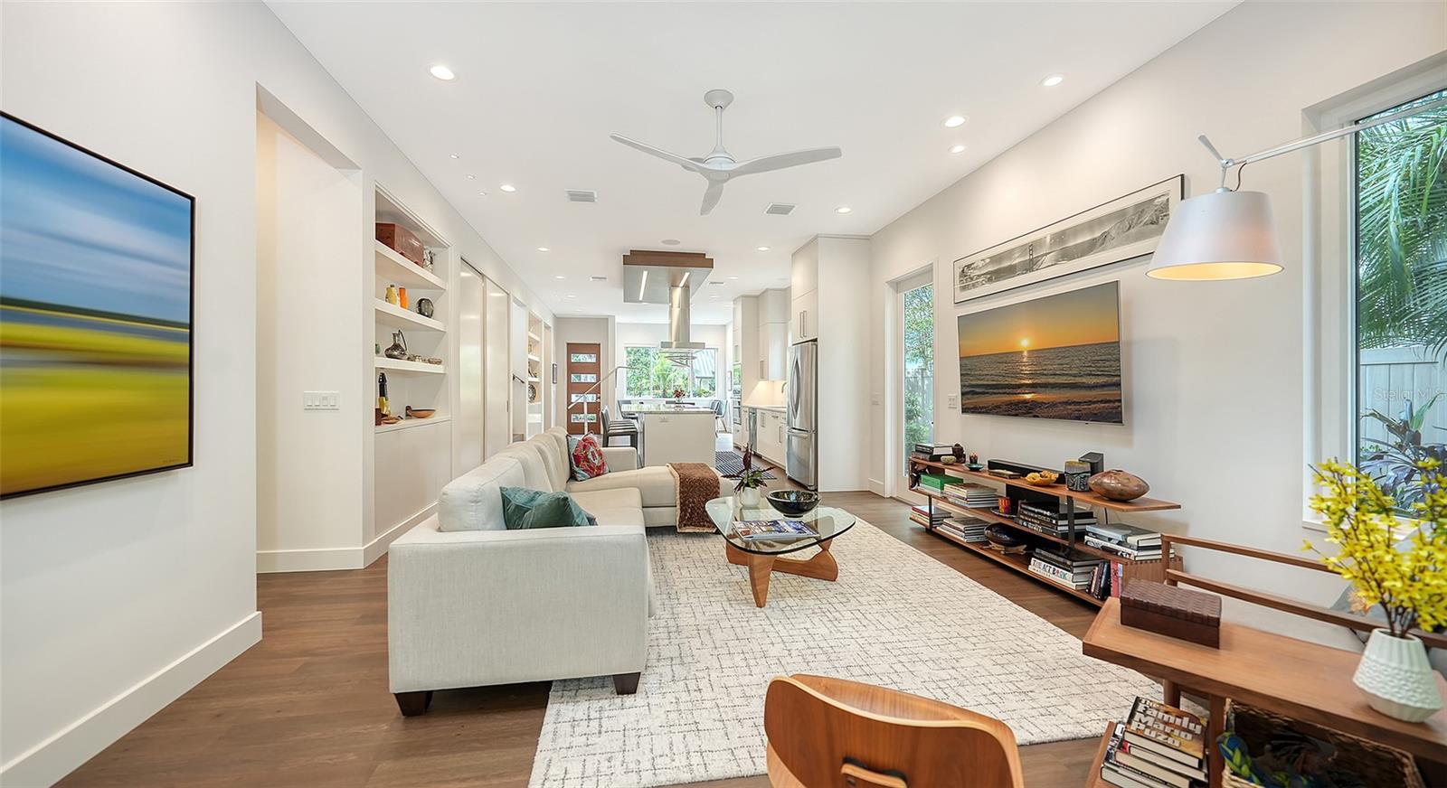 BUNGALOW HILL - Residential