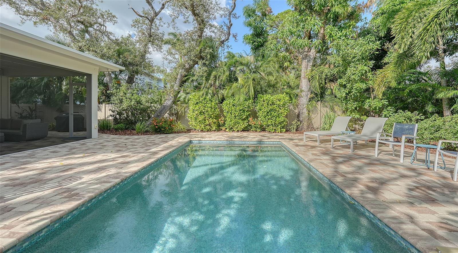 BUNGALOW HILL - Residential