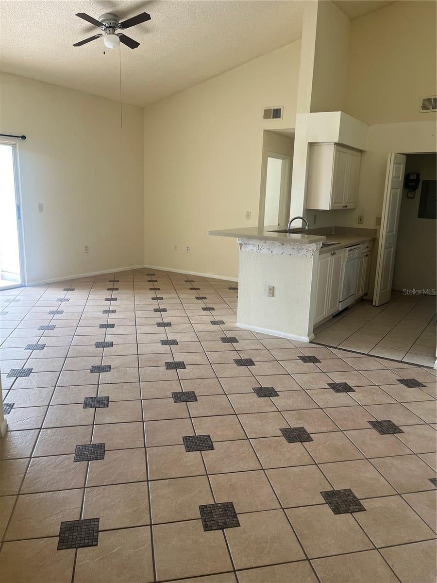 1205 BERMUDA LAKES LANE 303