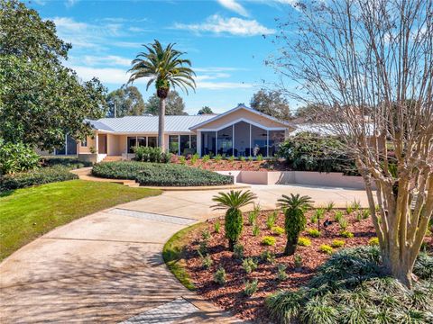 12104 LAKESHORE DRIVE CLERMONT FL 34711