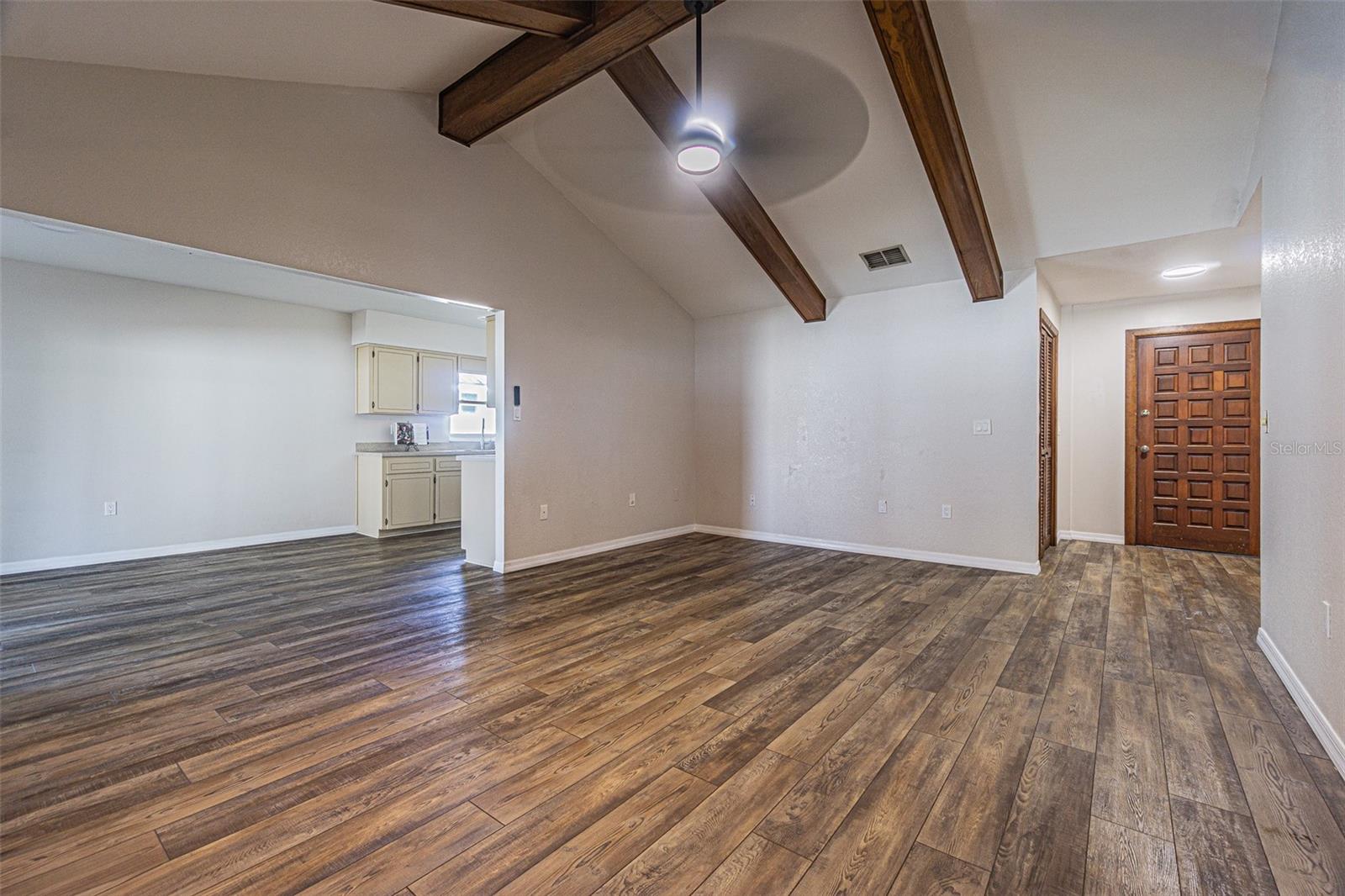 5111 WILLOWBROOK LANE