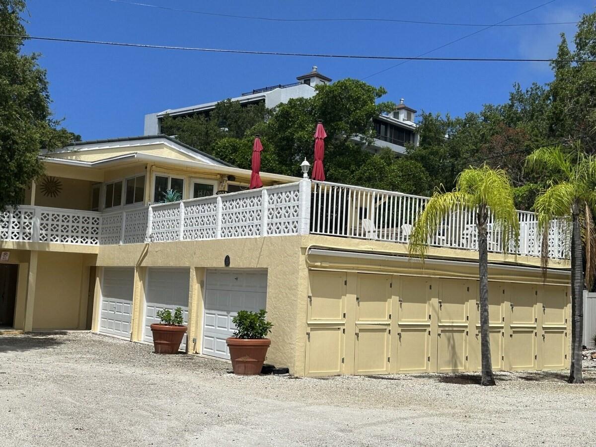 5955 MIDNIGHT PASS ROAD 21E