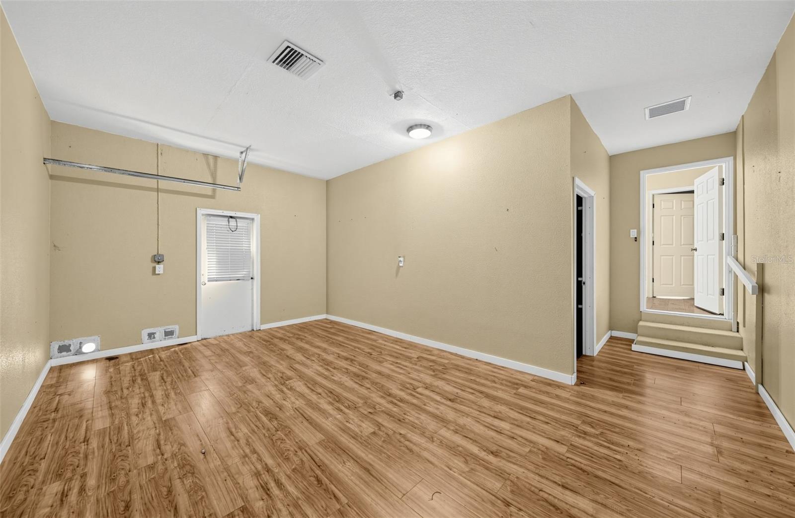 589 RIDGECREST DRIVE, PUNTA GORDA, FL, 33982 3 589 RIDGECREST DRIVE