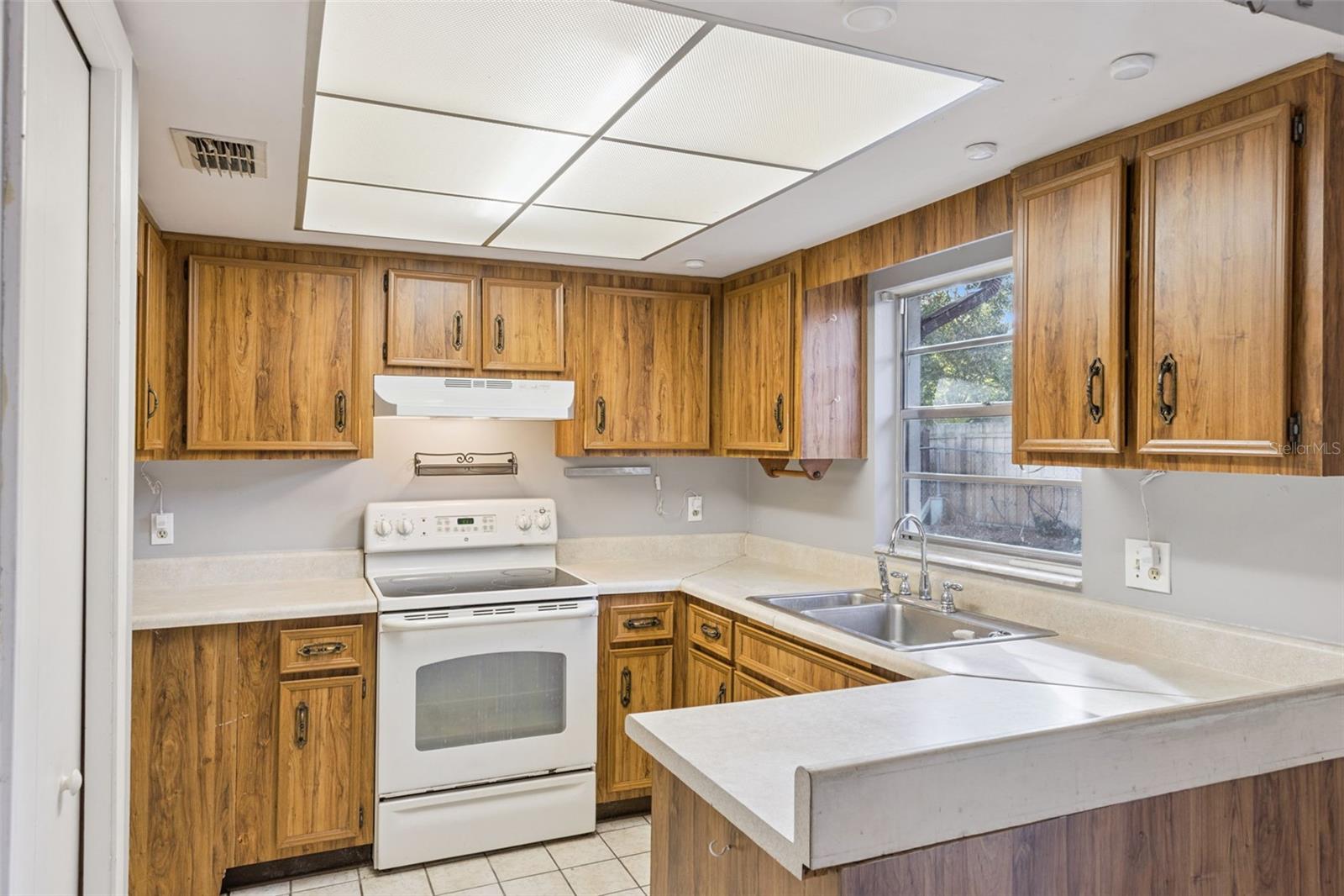 CITRUS COVE - Residential