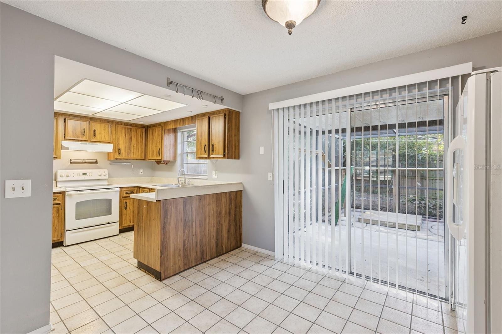 CITRUS COVE - Residential