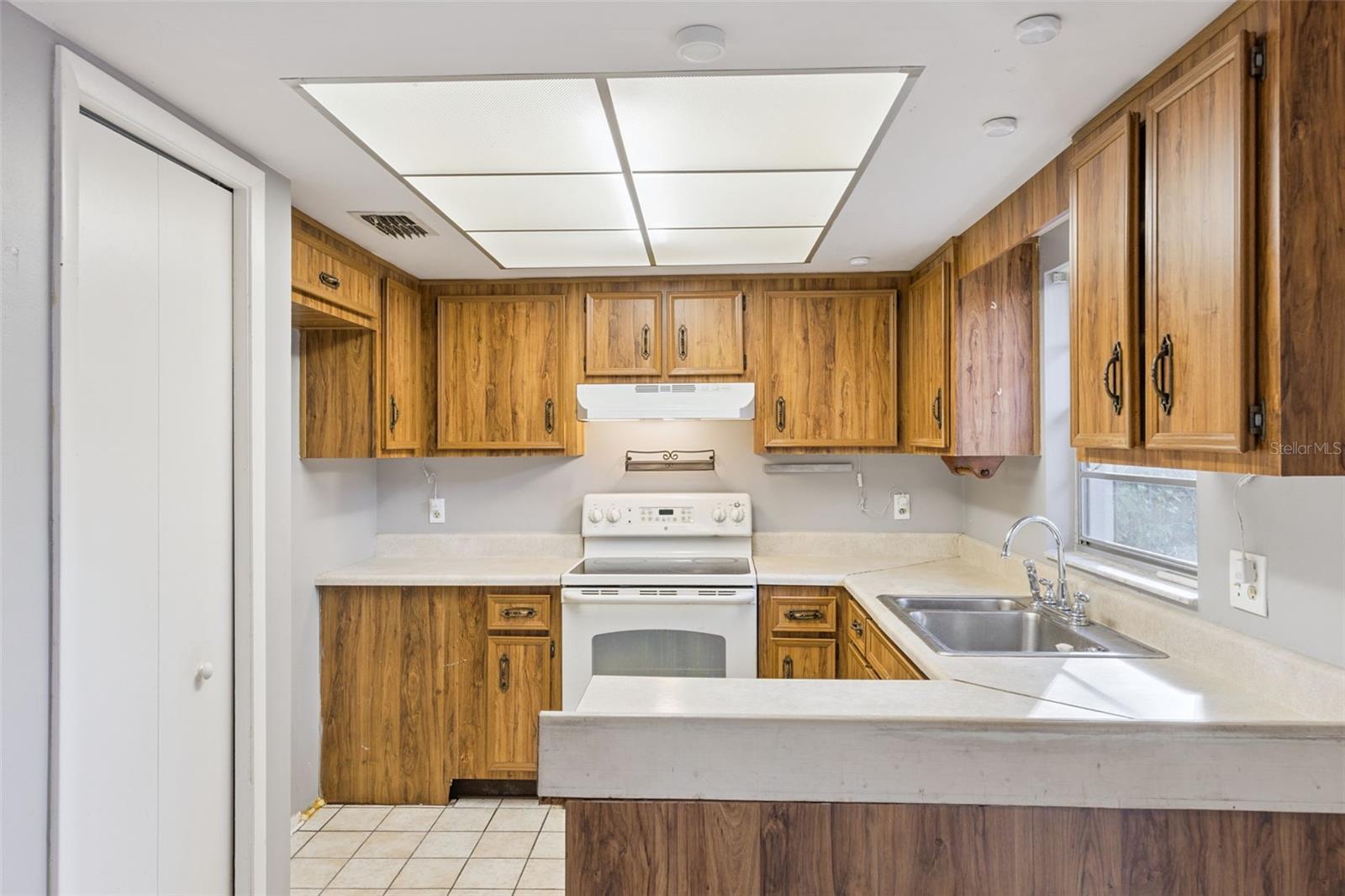 CITRUS COVE - Residential